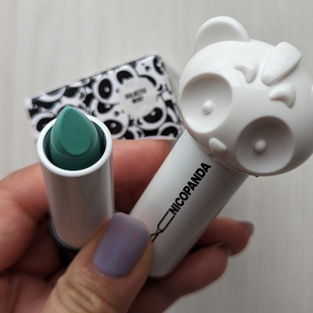 MAC Nicopanda Matte Lipstick (Galactic Mint - clean seafoam green)